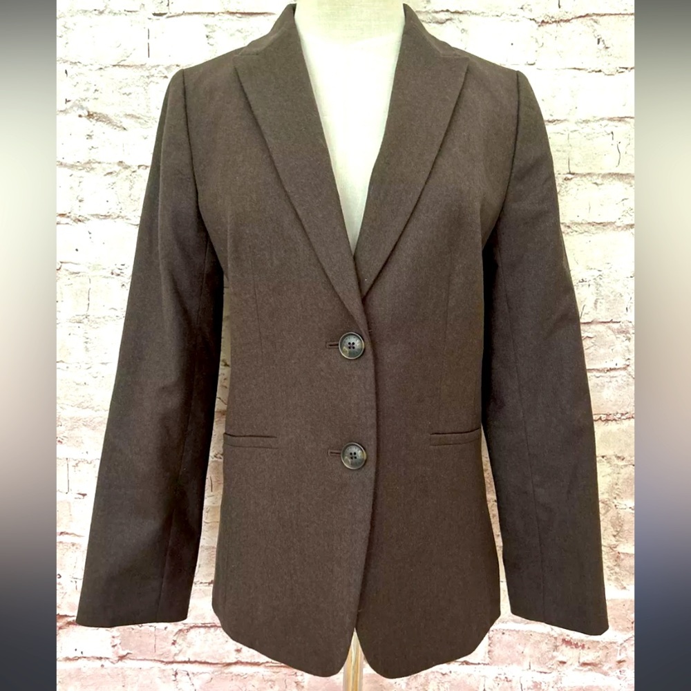 NEW Talbots 99% Wool Brown Blazer Woven in Italy Two Button 8 Petite Pockets 8P